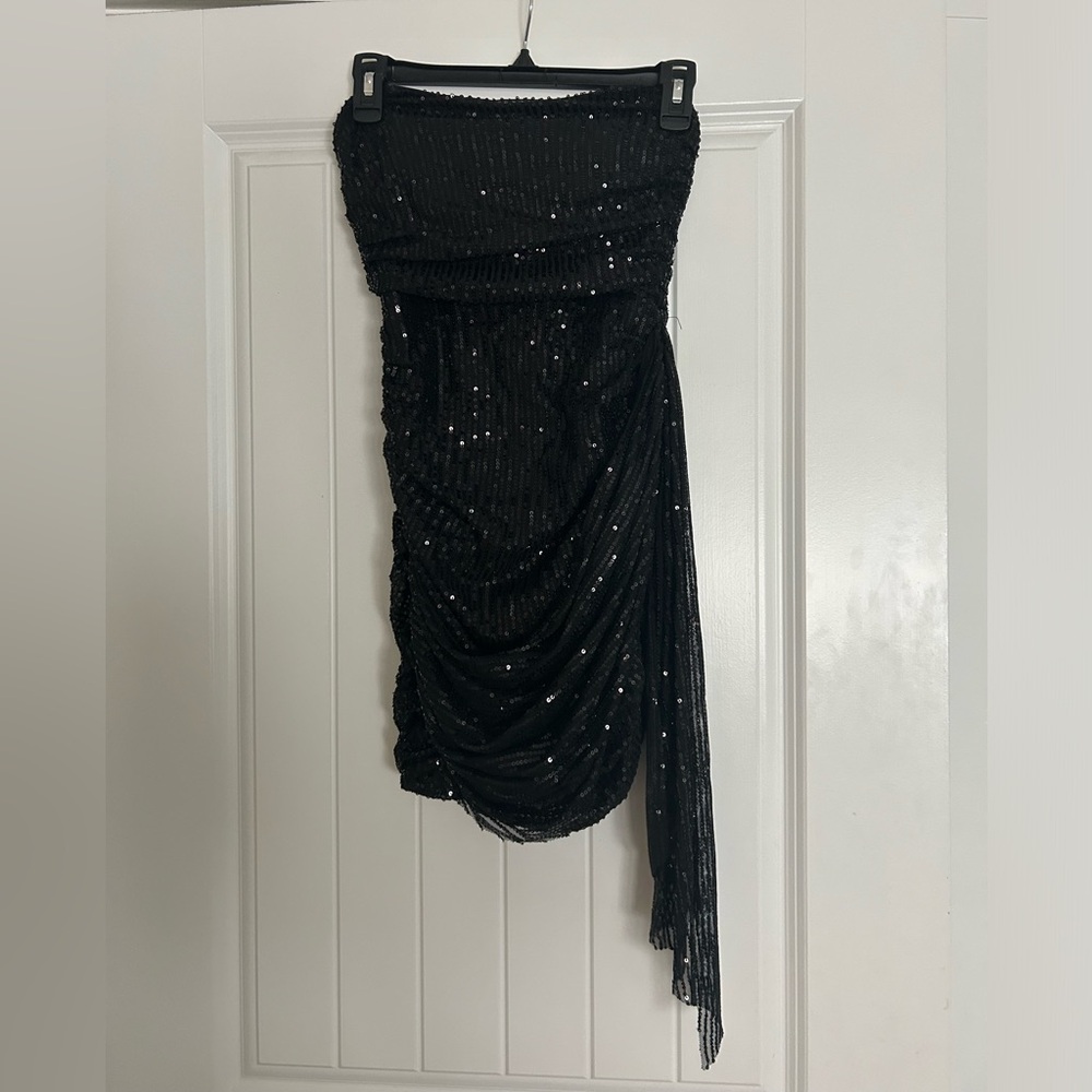 lucy in the sky formal strapless sequin tassel corset dress in black size medium